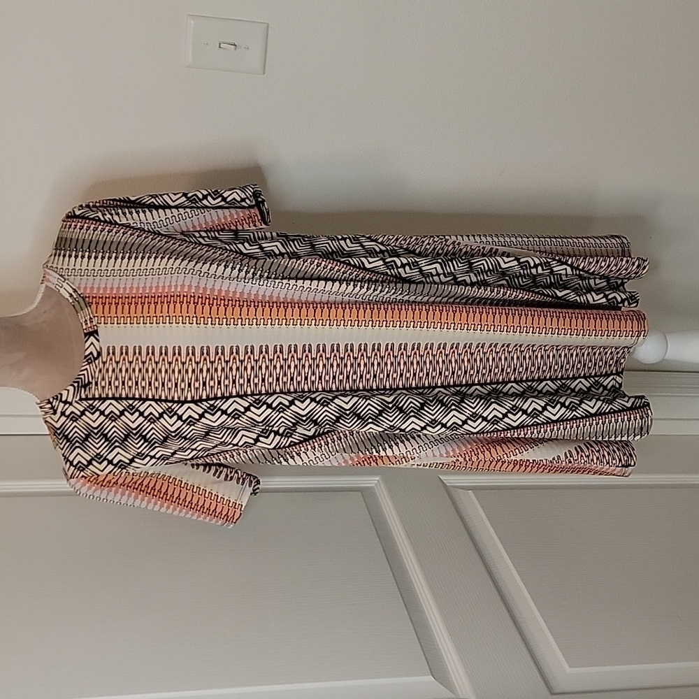 Bcbgeneration Geometric Abstract Pattern Shift Dr… - image 1